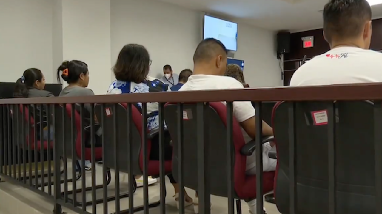 Acusados de hurto, administración fraudulenta y apropiación indebida contra Le Café