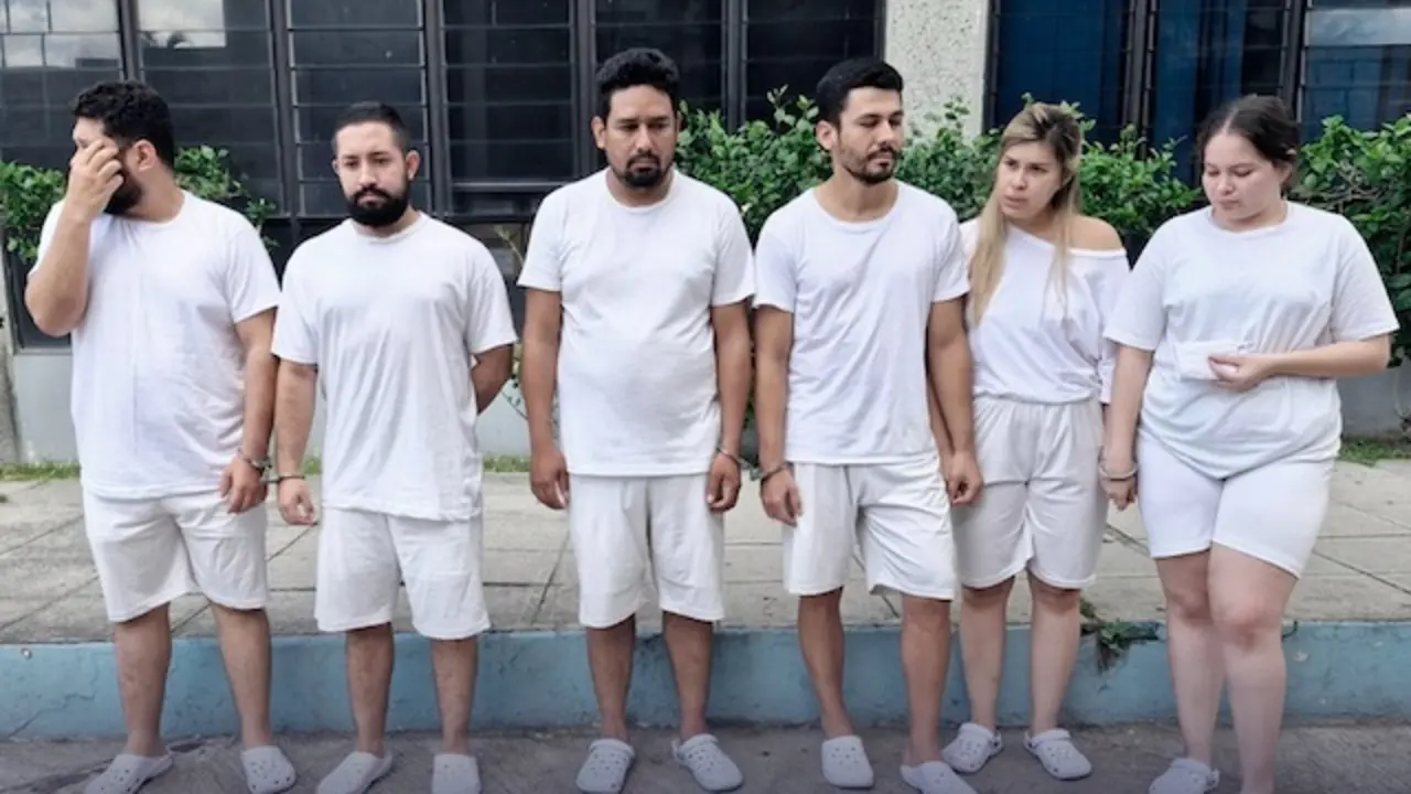 Acusados Trópico Travel