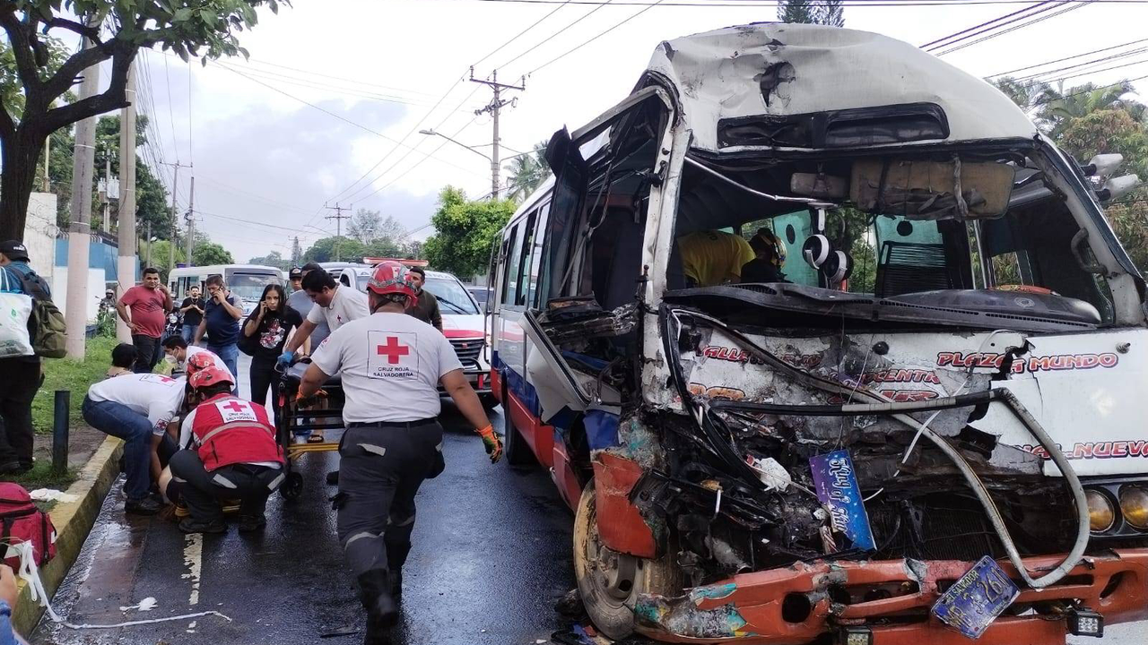 Accidente 20 lesionados Rutas 29-A