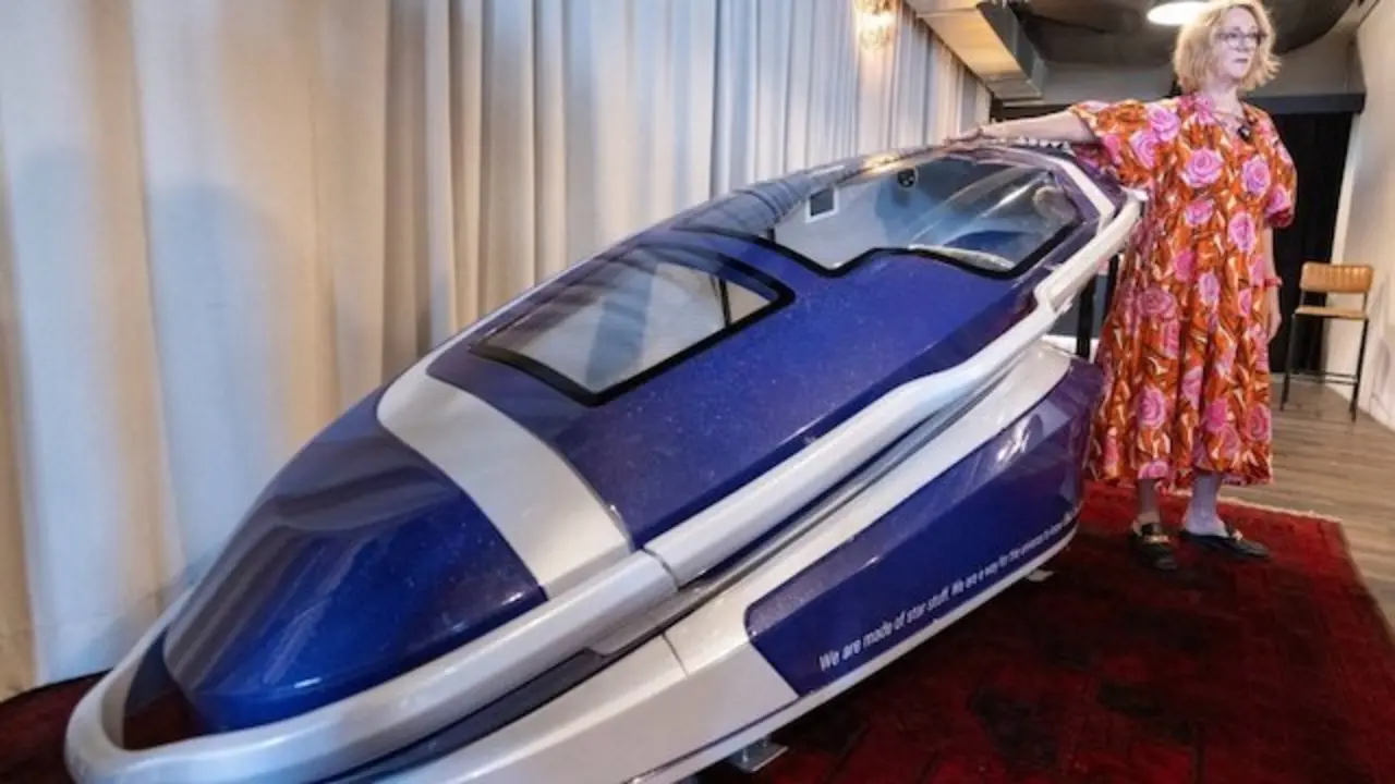 Cápsula Suicidio Suiza