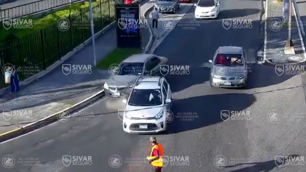 Choque vehículos Metrocentro 12-12-2024