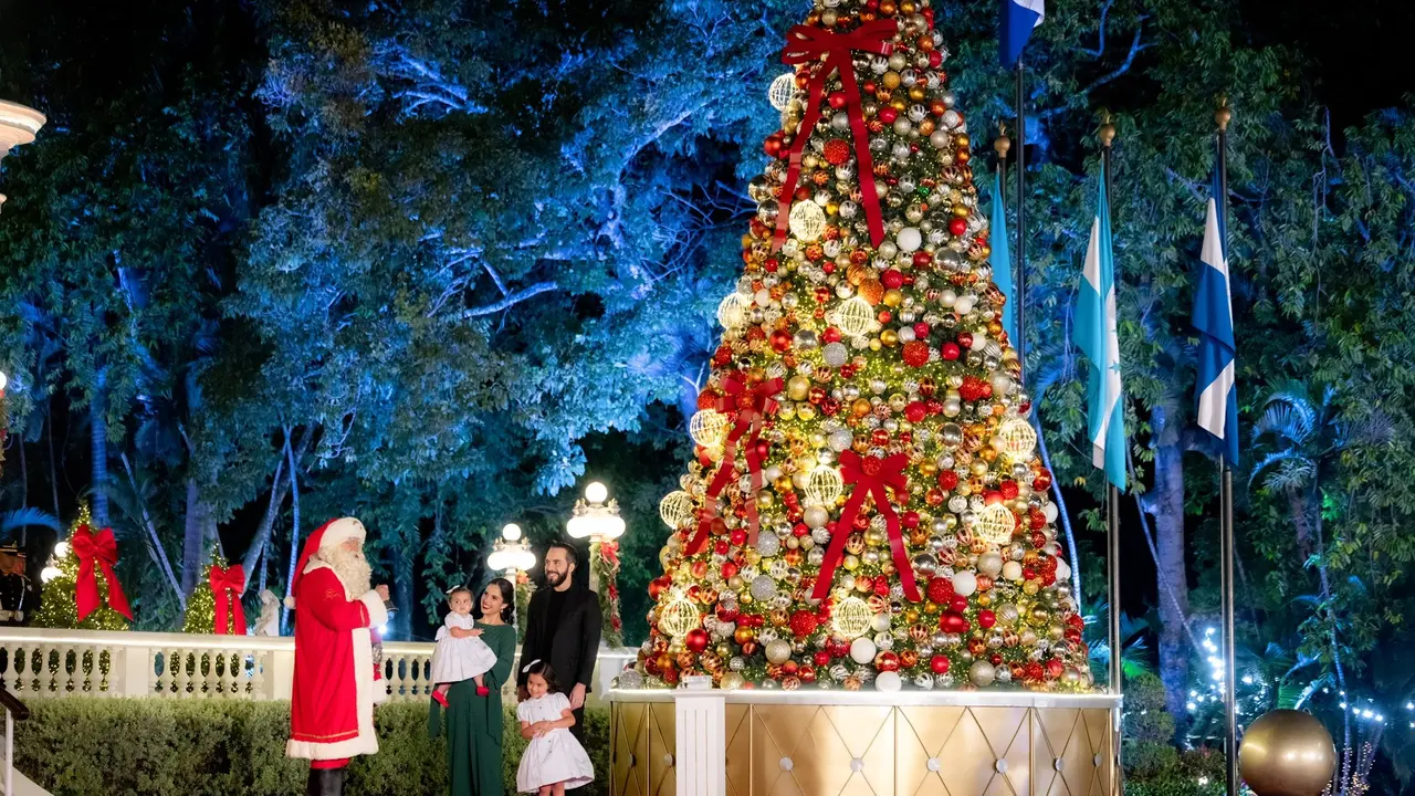 Bukele Navidad 2024 3
