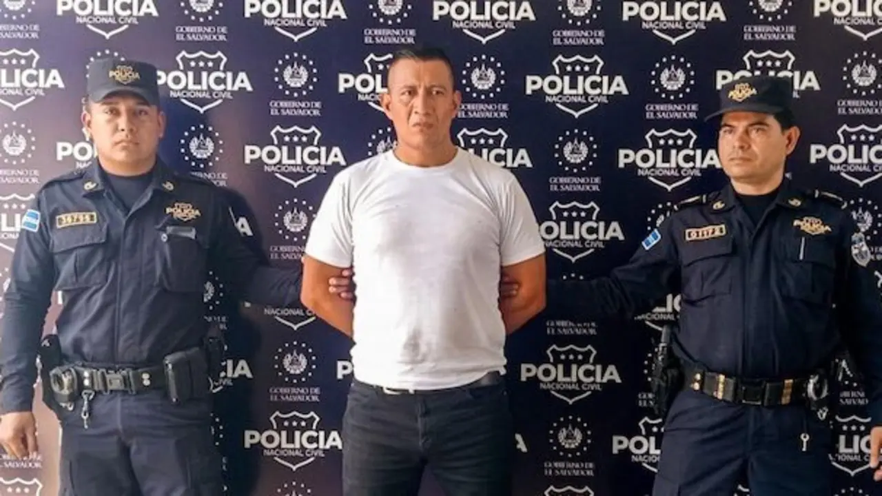 Élmer Antonio Carpio Perdomo, robo agravado y tenencia y portación ilegal de arma de fuego