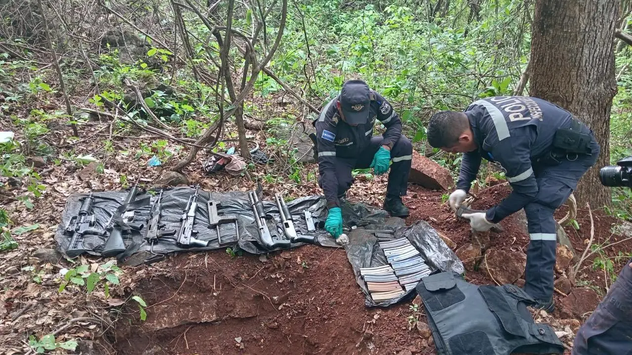 Armas de fuego de grueso calibre en San Vicente