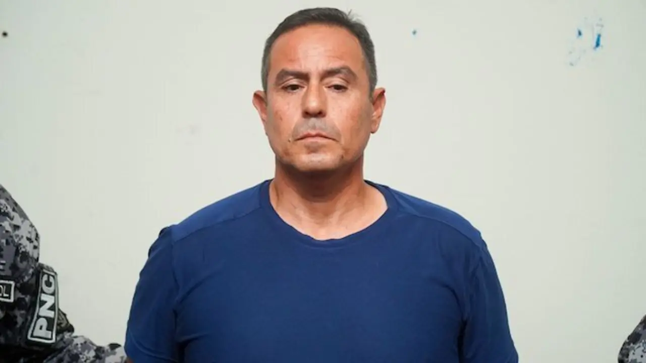 RENZO JAVIER CASANOVA SÁNCHEZ, extraditado a El Salvador por el delito de intento de feminicidio agravado