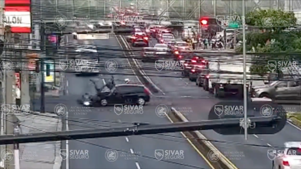 Motociclista irresponsable atropellado en colonia Escalón 29-05-2025