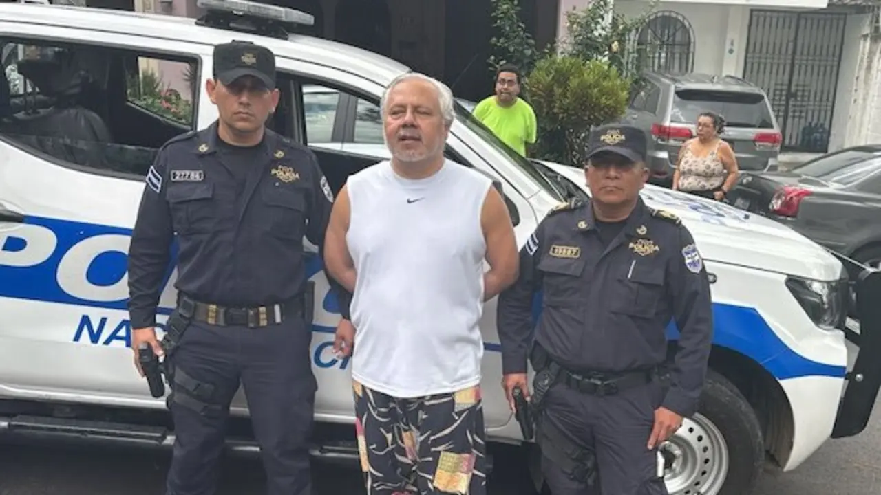 Salvador Enrique Anaya Barraza