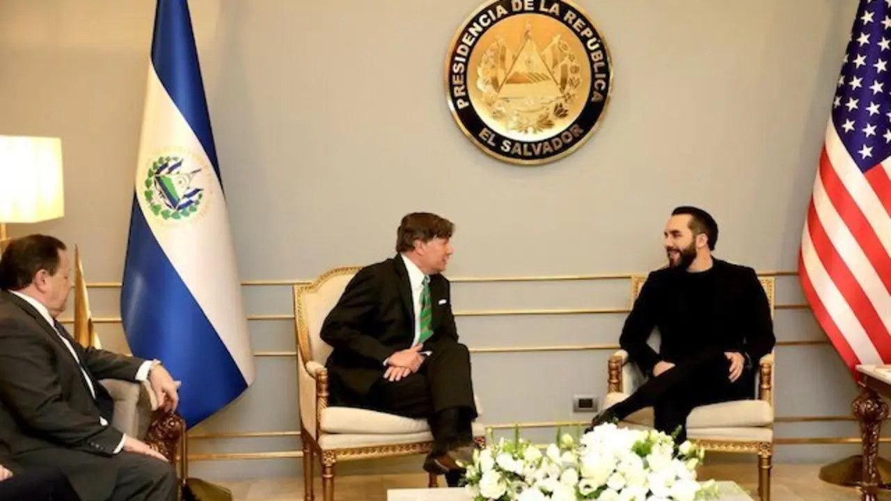 Vicesecretario de Estados Cristopher Landau y presidente Nayib Bukele en Capres