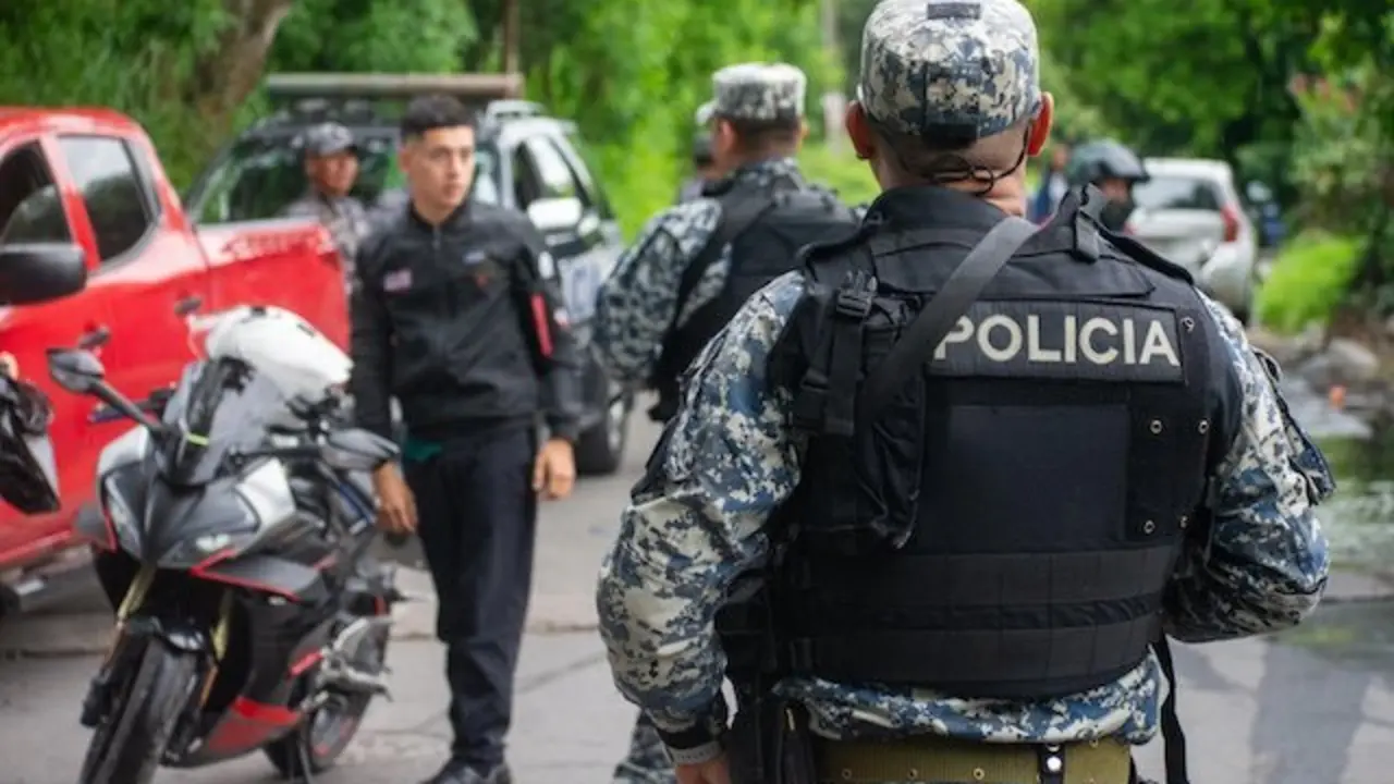 Cerco de seguridad en San Bartolo