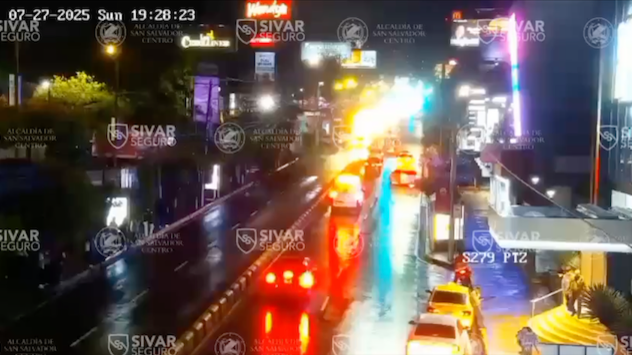 Doble choque, paseo General Escalón, 27-07-2025