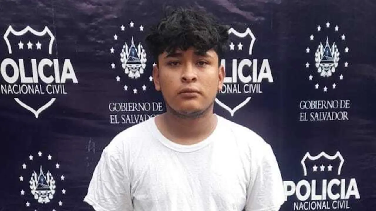 Rolando Alexander Cortez Rivas, robo