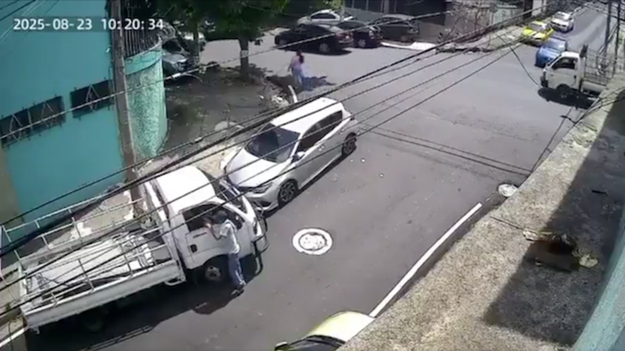 José Roberto Aquino Chicas, 59 años de edad, hurto