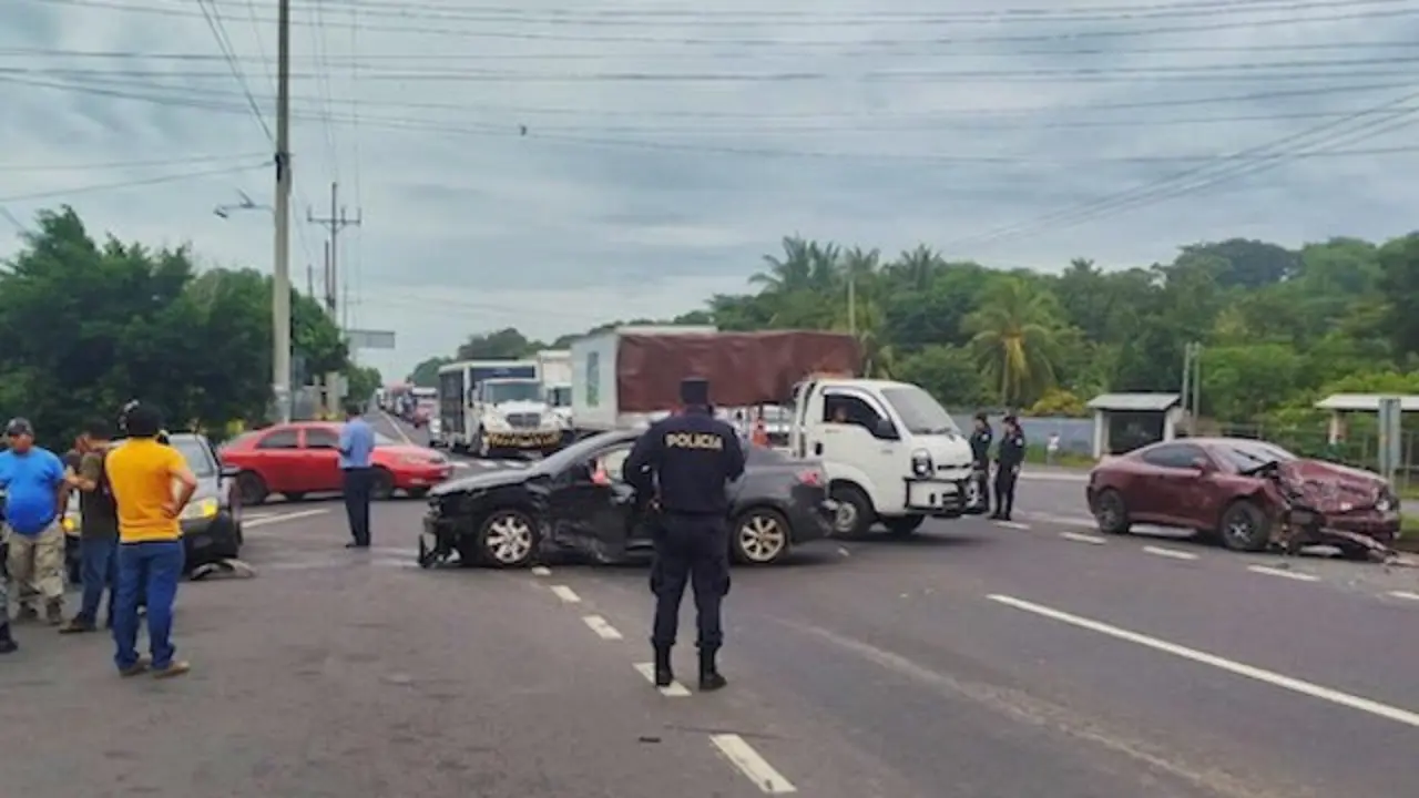 Conductor de 63 años fallecido, dos lesionados, Sonsonate, 22-09-2025