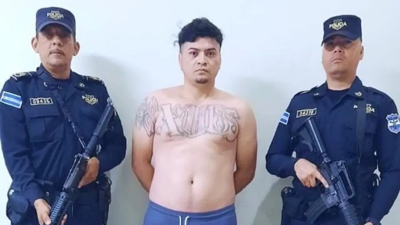 Denis Alberto Sosa Díaz, alias Crazy, 18-R, posesión y tenencia de drogas, resistencia, agrupaciones ilícitas, extorsión, robo