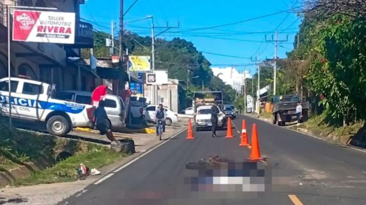 Accidente de motociclista fallecido en Ilobasco, Cabañas