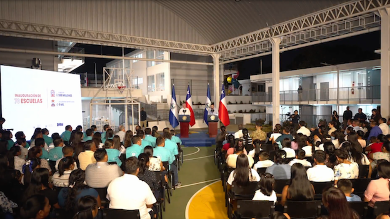 Inauguración 70 escuelas Nayib Bukele Kast