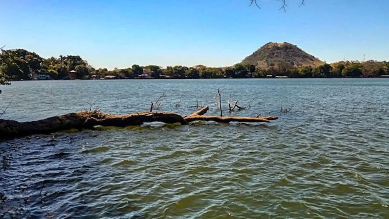 Laguna de Apastepeque