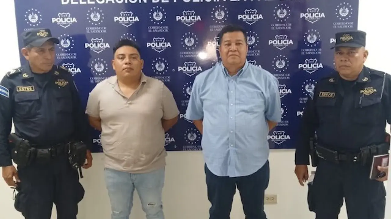 Subinspector Manuel de Jesús Ayala Martínez y agente Aníbal Otoniel Lue Escalante, destituidos de la PNC