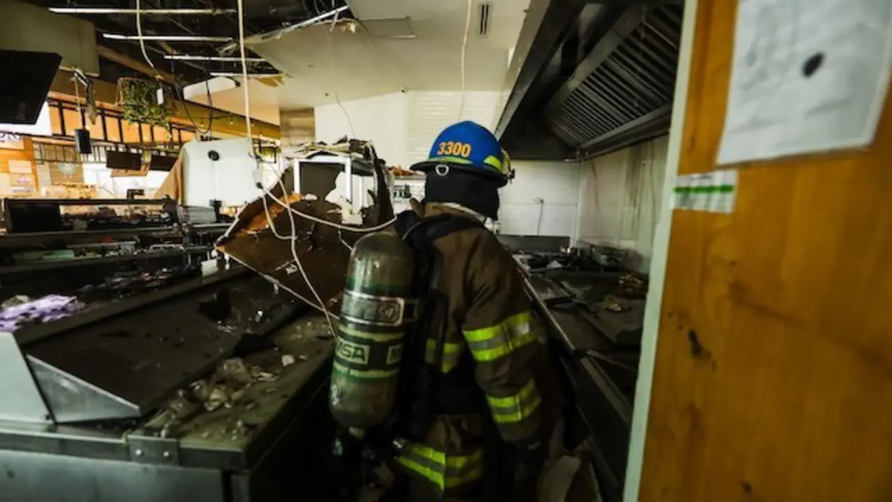 Incendio en Plaza Bambú City Center
