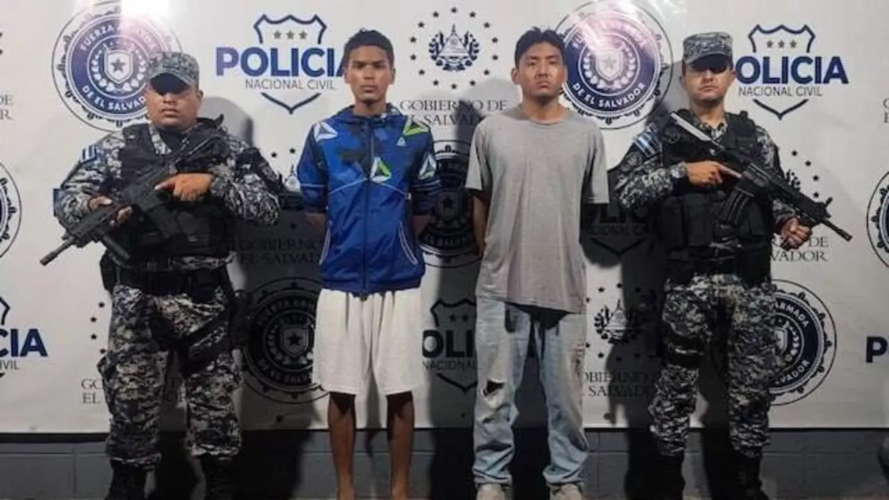 Andy Alejandro Castro Chávez y Christian Geovanny Méndez Mancía, robo