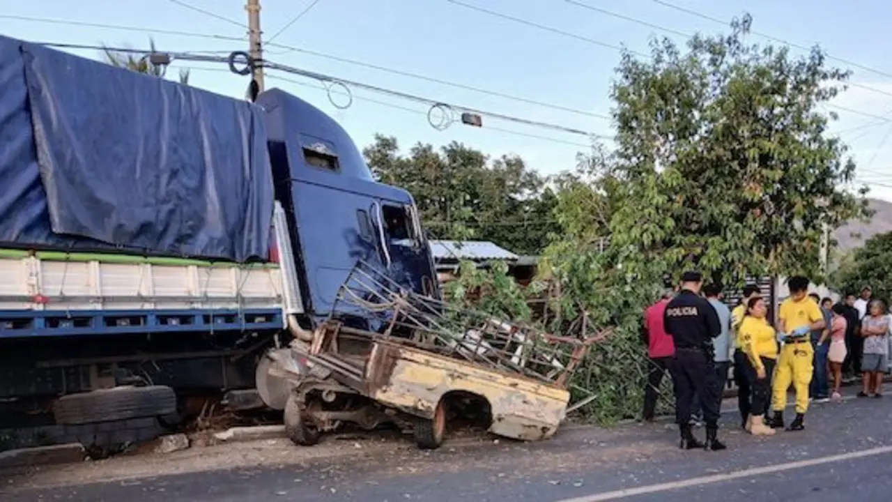 Conductor de pick up fallecido en Santa Ana 13-04-2026