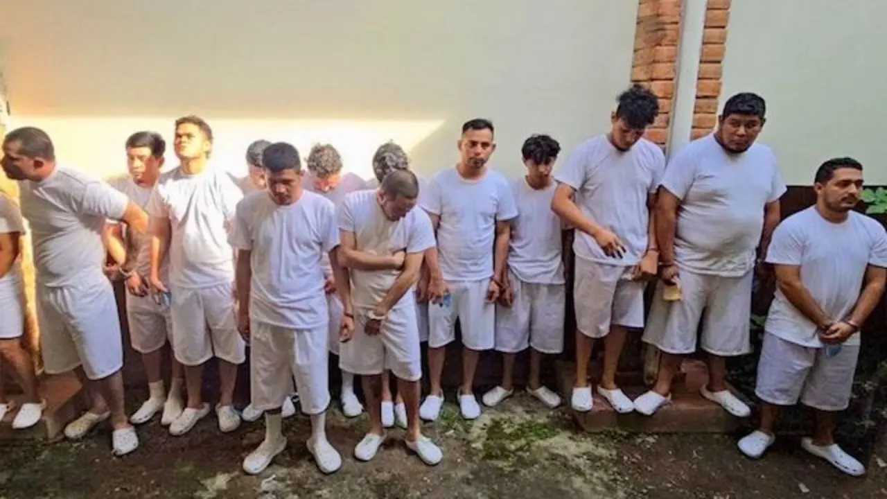 Barra Brava del Alianza