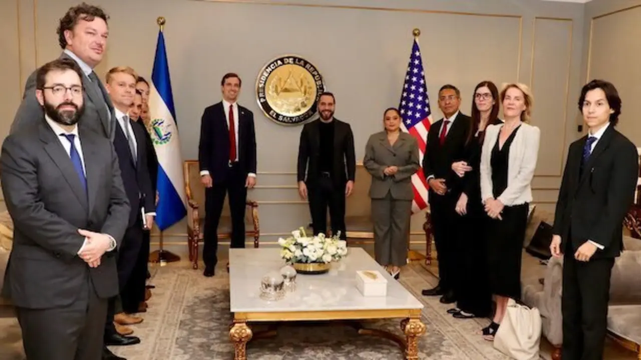 Caleb Orr y Nayib Bukele