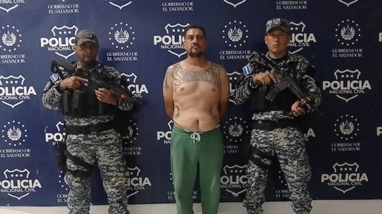 Douglas Mauricio Vásquez Martínez, alias Snyper, Tazmania, Duque o Diablito, MS-13