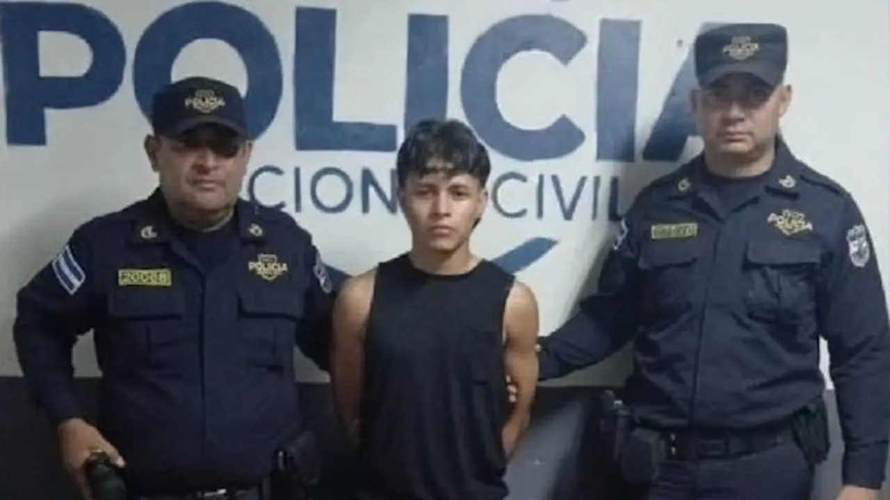 Raúl Edenilson Espinoza Salazar, 24 años de edad, tráfico ilícito de drogas