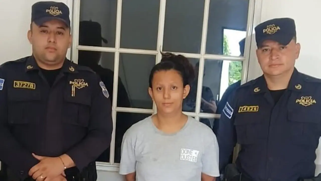 Dalila Abisely Gómez Villegas, 32 años de edad, homicidio agravado, organizaciones terroristas