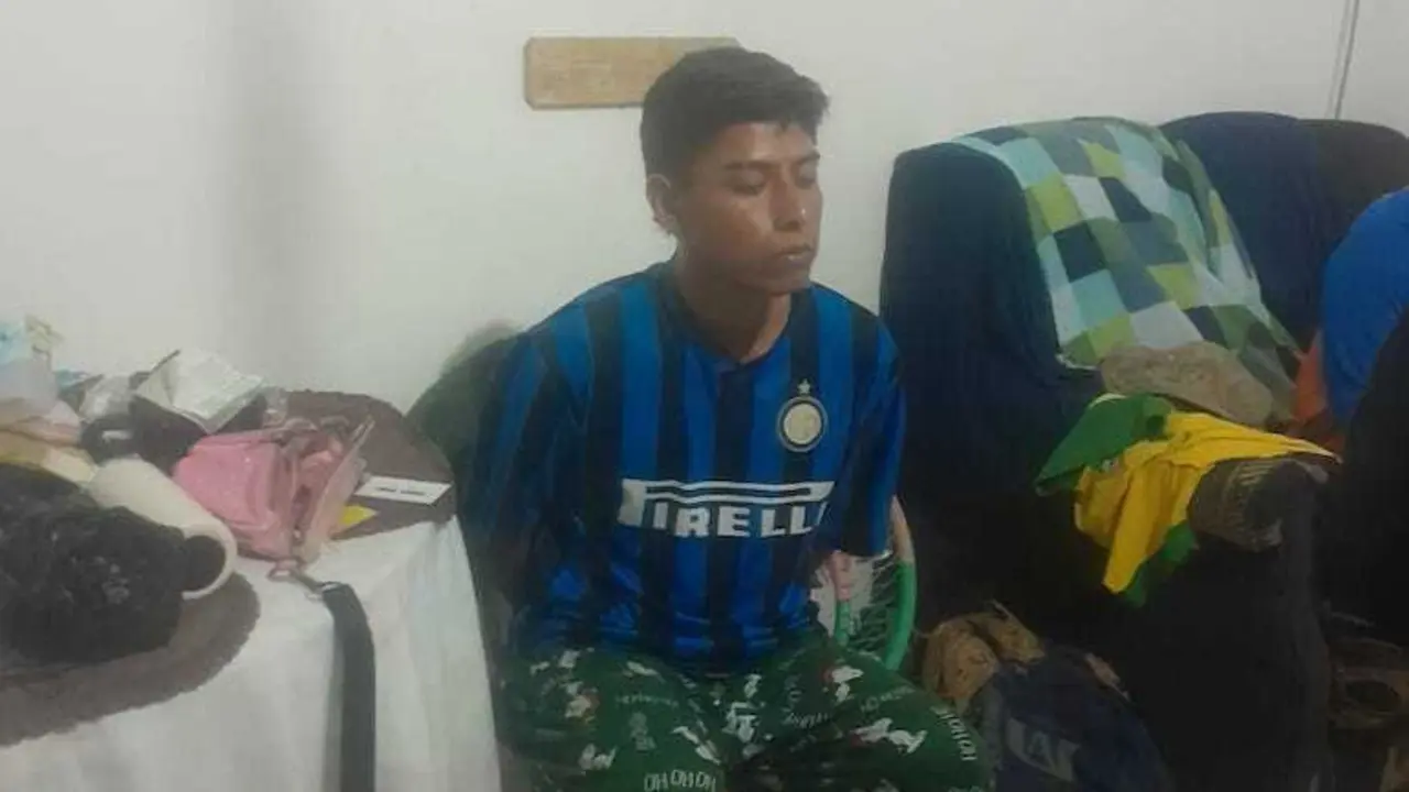 Adrián Enesto Mangandi, consumo de material de abuso sexual infantil