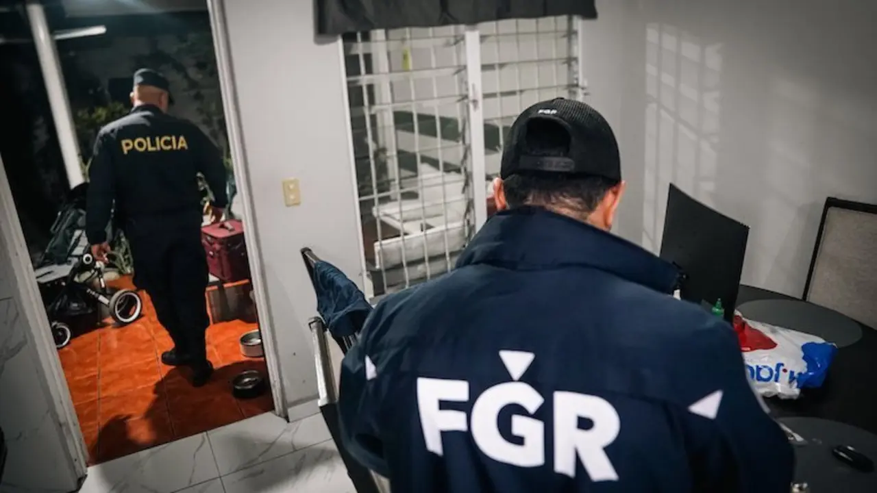 Operativo Fiscalía FGR y Policía PNC