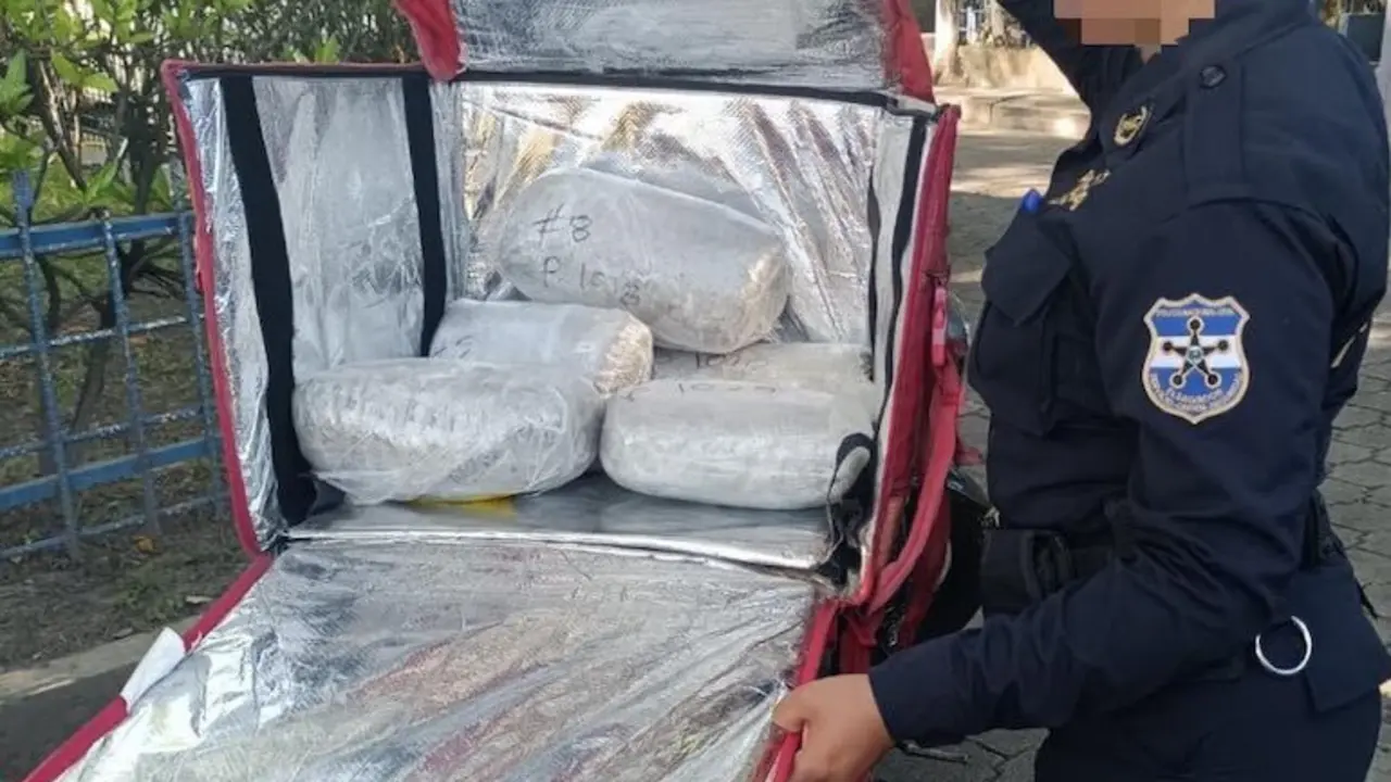 Cocaína Pedidos Ya!