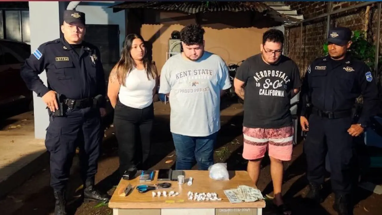 Elena Lisseth Domínguez Rivera, 26 años, Denny Leopoldo Ascencio Reyes, 28 años, y Daniel Antonio Arias Trejo, 24 años, tráfico ilícito de drogas
