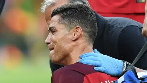 CR7 no tuvo tiempo de poder hacer grandes cosas en la tan esperada final de la Eurocopa. Foto: AFP.
