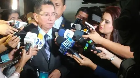 El Fiscal General, Douglas Martínez, explica, días atrás, las implicaciones de Posada en el caso.