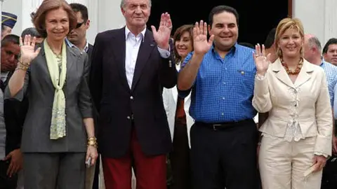 Los reyes de España tuvieron una relación muy cercana a los Saca Mixco.