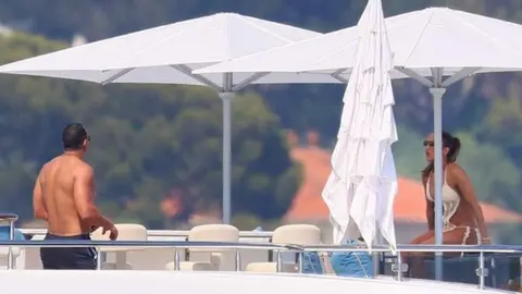 Alex Rodriguez y Jennifer Lopez fueron captados durante un paseo en yate.