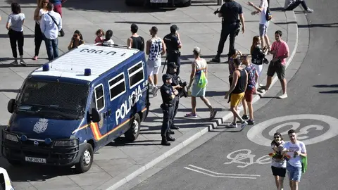 Luego de una serie de atentados en Europa, la Policía española montó un amplio dispositivo para la actividad.