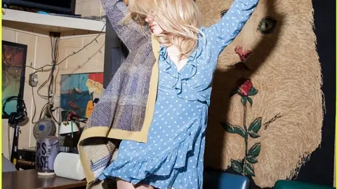 Nicole Kidman derrocha sensualidad en la próxima edición de la revista Love.