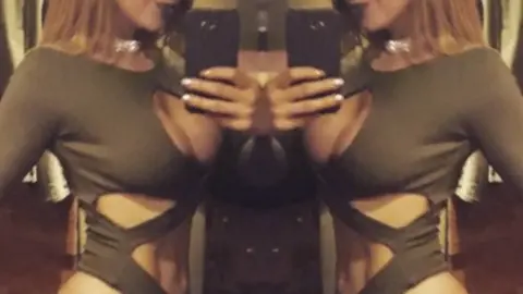 La modelo y presentadora acostumbra subir fotos atrevidas y sensuales.