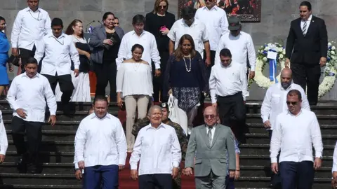 Un pequeño grupo de diputados llegó al Museo Militar, donde se desarrolló el acto oficial. Ni siquiera los directivos asistieron.