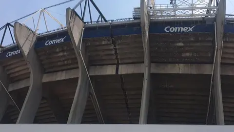 En redes sociales circula esta imagen de daños en el estadio Azteca.