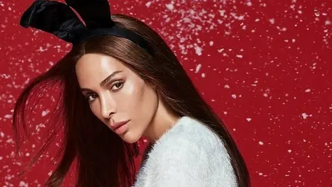 La edición de noviembre de Playboy estará dedicada a su fallecido fundador, Hugh Hefner, cuya foto aparece en portada.