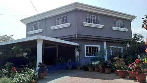 Salazar Umaña actualmente se encuentra enfrentando el proceso judicial en libertad, esto luego de pasar unos meses recluido en el penal de máxima seguridad en Zacatecoluca.