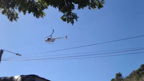 El helicóptero de la corporación fue necesario para cortar el ataque.