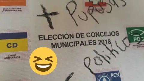 Las pupusas, el platillo típico de los salvadoreños, también tuvo su mención.