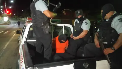 Los cuatro elementos policiales imputados en el caso participaron.