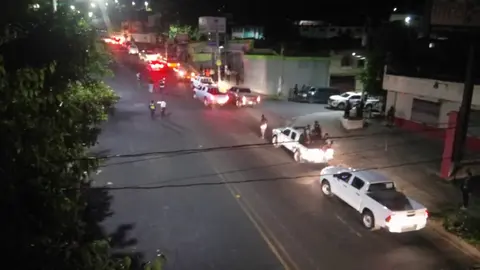 El operativo finalizó a eso de las 3 de la mañana.