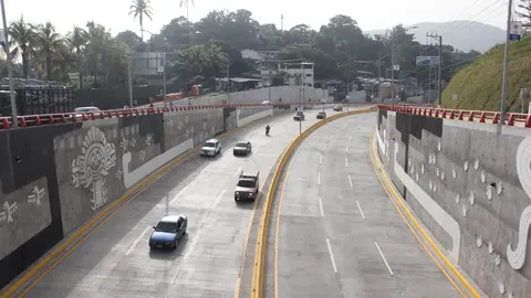 El paso del Jaguar" se construyó en 15 meses y conectará las zonas norte y sur sin que haya un semáforo. Foto: Casa Presidencial
